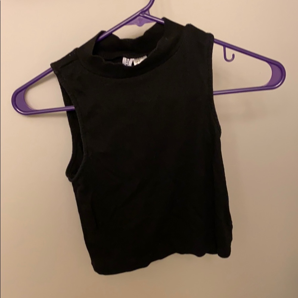 Ribbed mock neck cropped tank